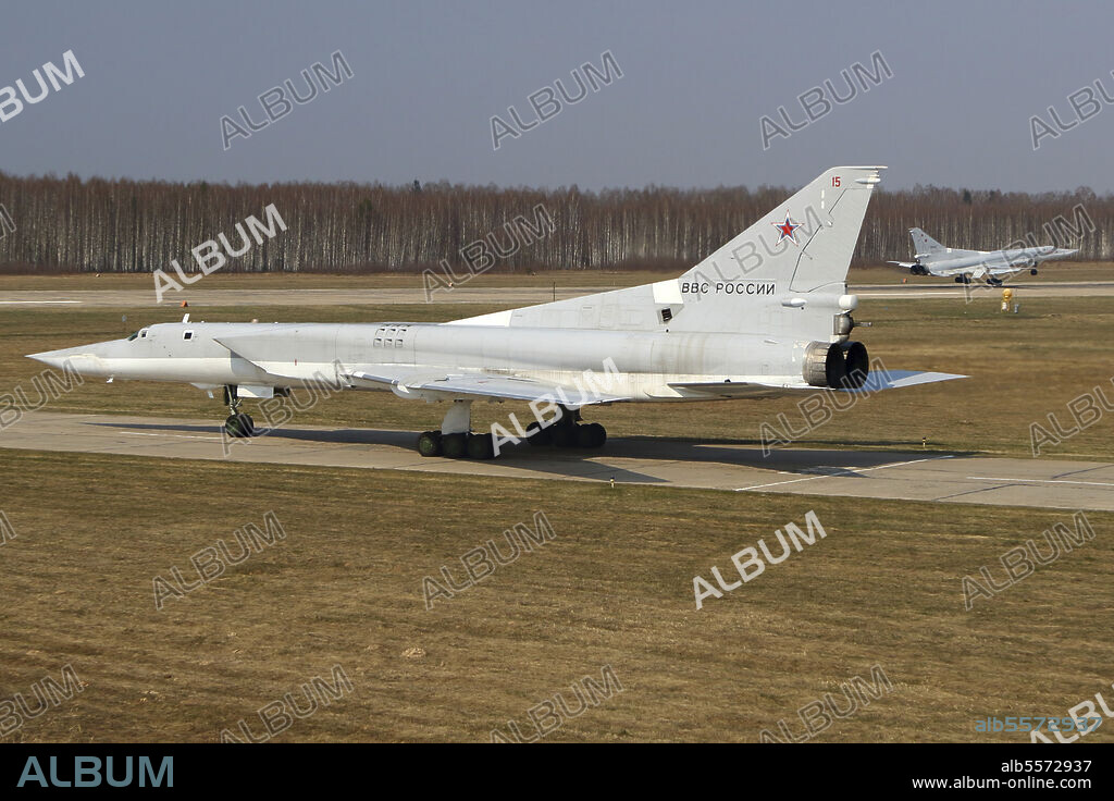 Tupolev Tu-22M3 strategic bombers of the Russian Air Force taxiing, Shaykovka, Russia.