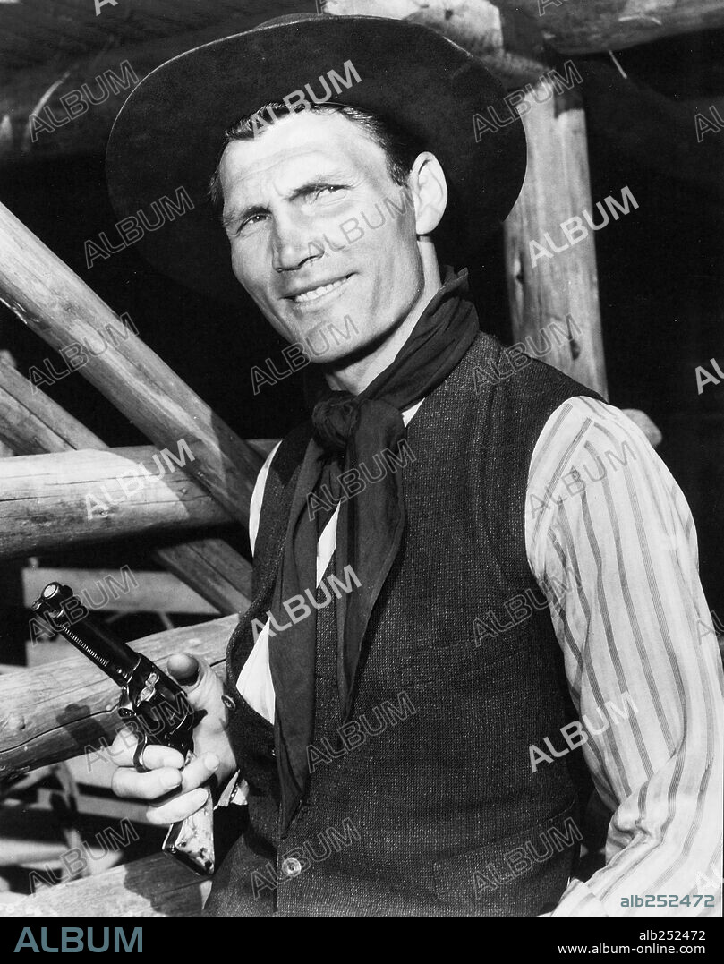 JACK PALANCE in SHANE, 1953, directed by GEORGE STEVENS. Copyright PARAMOUNT PICTURES.