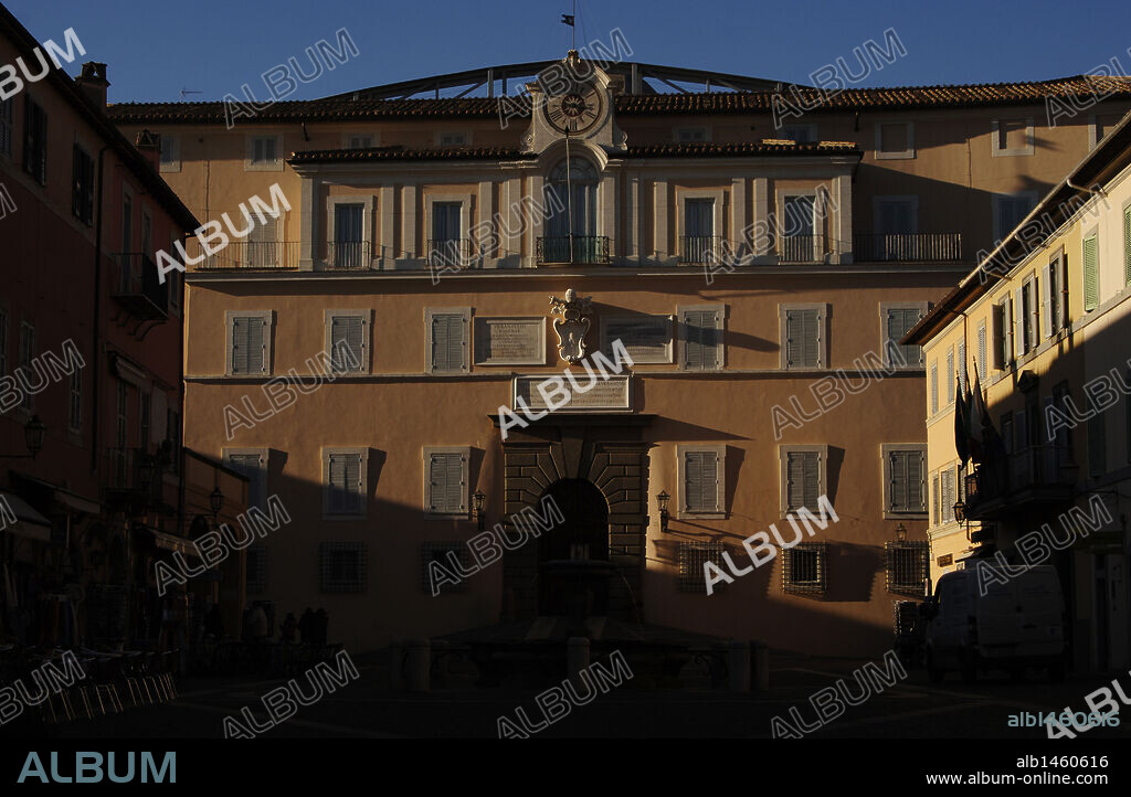 Italy. Castel Gandolfo. The Papal Palace or the Apostolic Palace. 17th century. It has served as a summer residence for the Pope. It was designed by Swiss-Italian architect Carlo Maderno (1556-1629) for Pope Urban VIII (1568-1644).