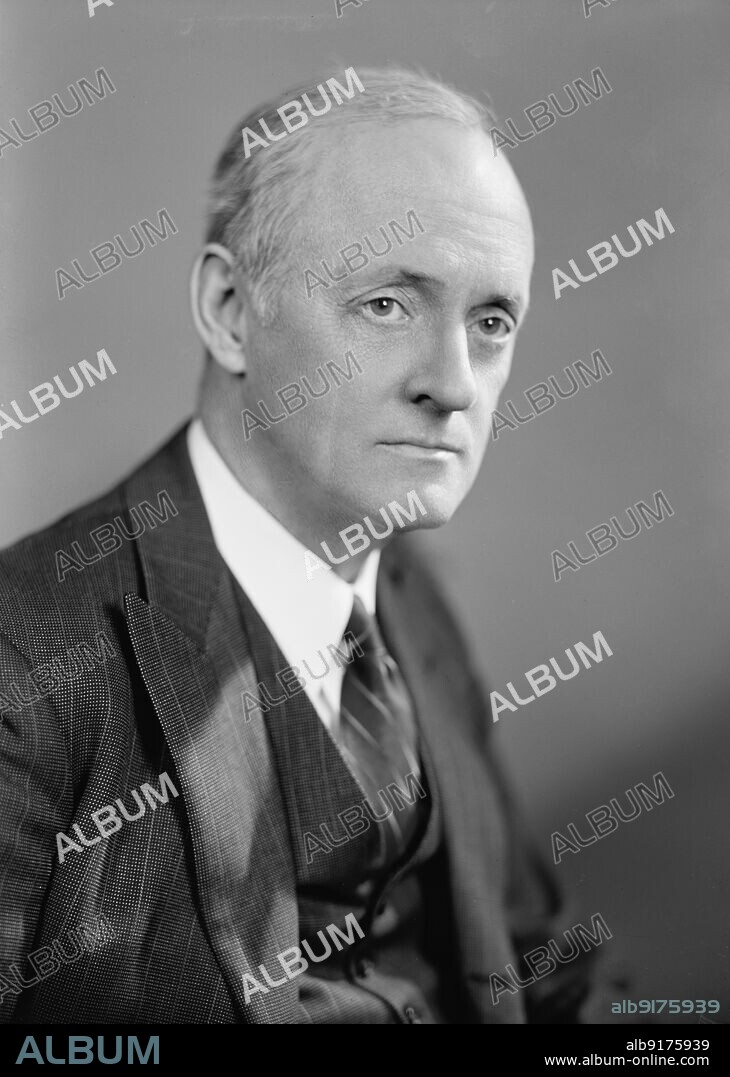 HARRIS & EWING. Finley, David E. Portrait, 1946.
