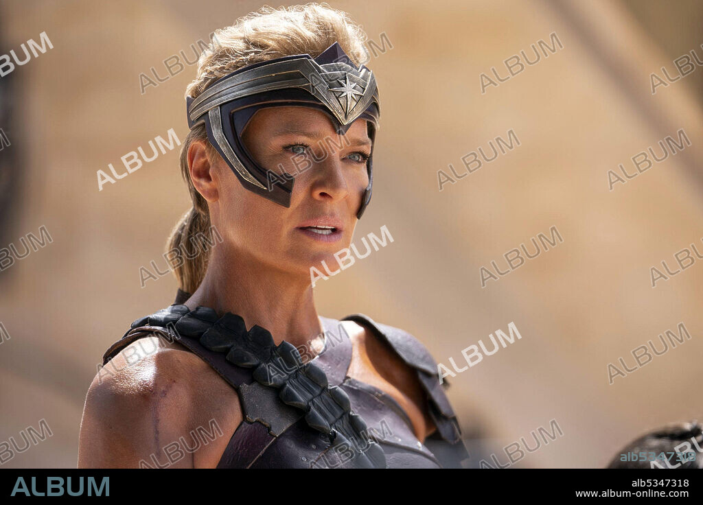 ROBIN WRIGHT in WONDER WOMAN 1984, 2020, directed by PATTY JENKINS. Copyright DC ENTERTAINMENT/WARNER BROS.
