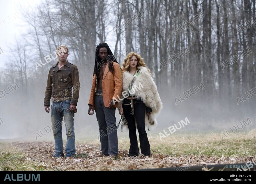 CAM GIGANDET, EDI GATHEGI und RACHELLE LEFEVRE in TWILIGHT - BISS ZUM MORGENGRAUEN, 2008 (TWILIGHT), unter der Regie von CATHERINE HARDWICKE. Copyright IMPRINT ENTERTAINMENT/MAVERICK FILMS/SUMMIT ENTERTAINMENT.