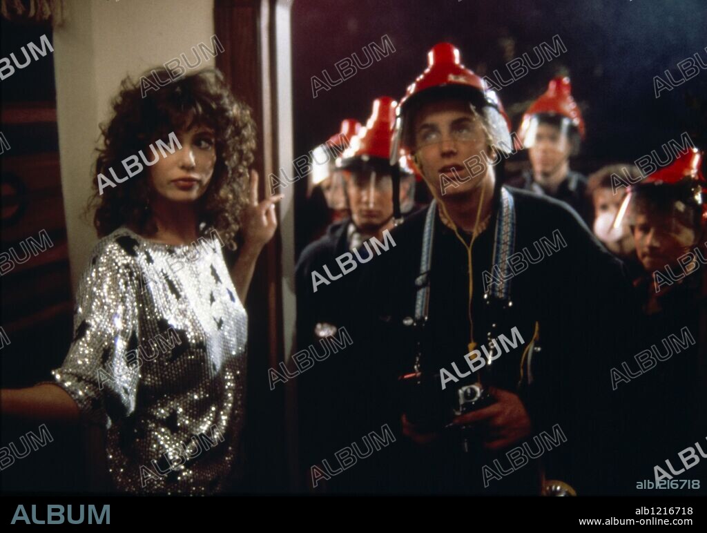 KELLY LEBROCK en LA MUJER EXPLOSIVA, 1985 (WEIRD SCIENCE), dirigida por JOHN HUGHES. Copyright UNIVERSAL PICTURES.
