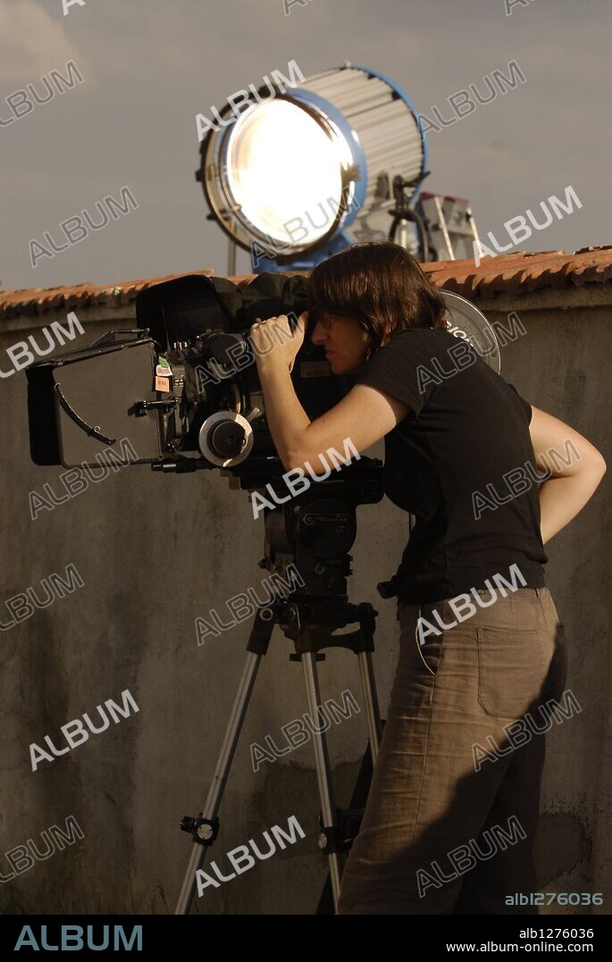 URSULA MEIER en HOME, ¿DULCE HOGAR?, 2008 (HOME), dirigida por URSULA MEIER. Copyright NEED PRODUCTIONS.