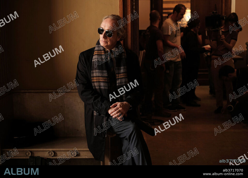 GONZALO DE CASTRO en MATAR AL PADRE, 2018, dirigida por MAR COLL. Copyright ESCANDALO FILMS/MOVISTAR+.