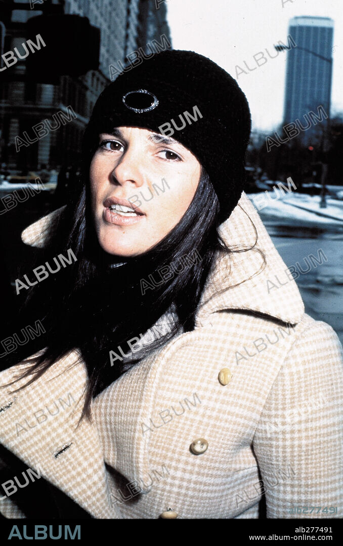 ALI MacGRAW.