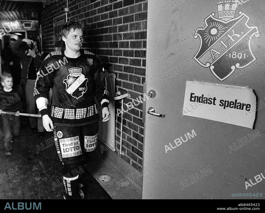 Stockholm 1981-03-12. AIK ishockey 1981. Leif Holmgren.. Foto: Jan Düsing / Expressen / TT / Kod: 12. ** AFTONBLADET OUT **.