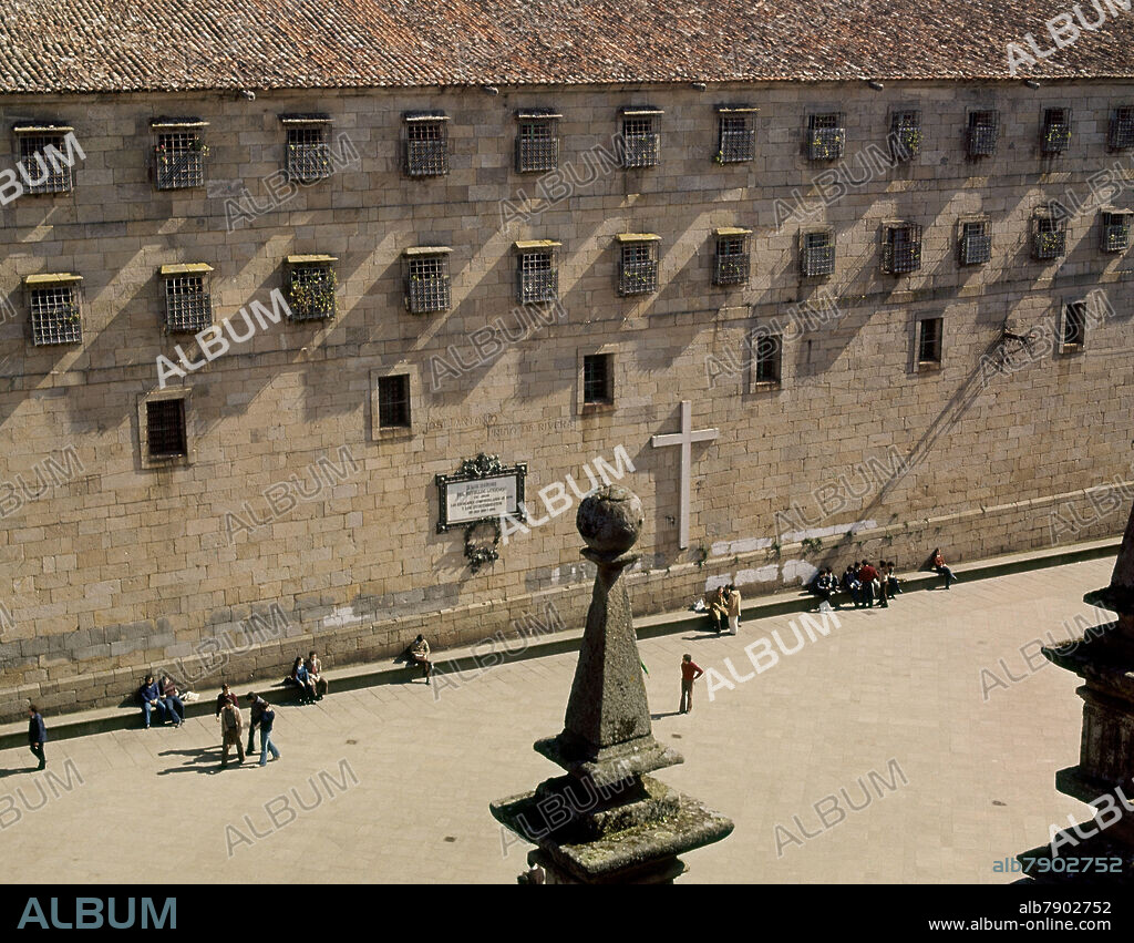 AUTOR LIBRE 01307. PLAZA DE QUINTANA Y MONASTERIO DE SAN PAYO O SAN PELAYO DE ANTEALTARES.