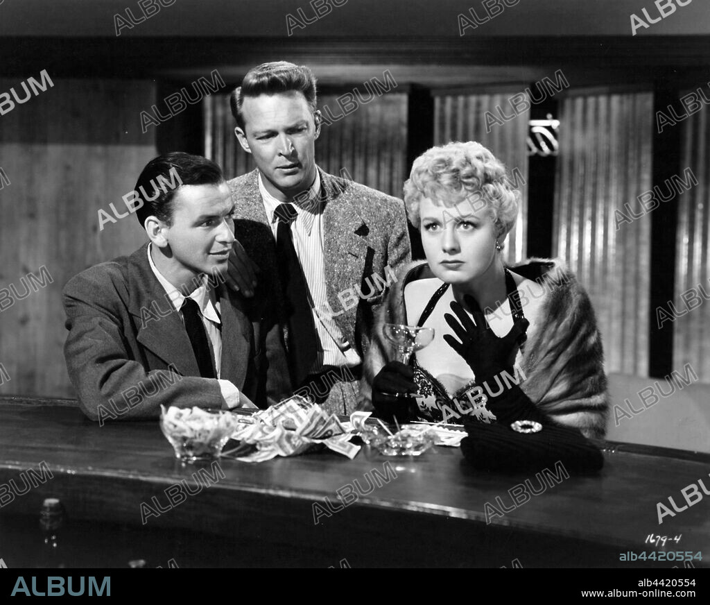 Frank Sinatra, ALEX NICOL and SHIRLEY SCHRIFT. ALEX NICOL, FRANK SINATRA and SHELLEY WINTERS in MEET DANNY WILSON, 1951, directed by JOSEPH PEVNEY. Copyright UNIVERSAL PICTURES.