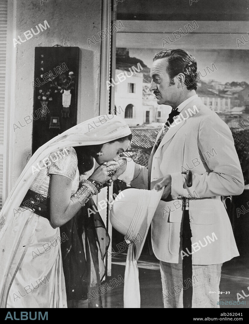 DAVID NIVEN and SHIRLEY MACLAINE in AROUND THE WORLD IN EIGHTY DAYS, 1956, directed by MICHAEL ANDERSON. Copyright UNITED ARTISTS.