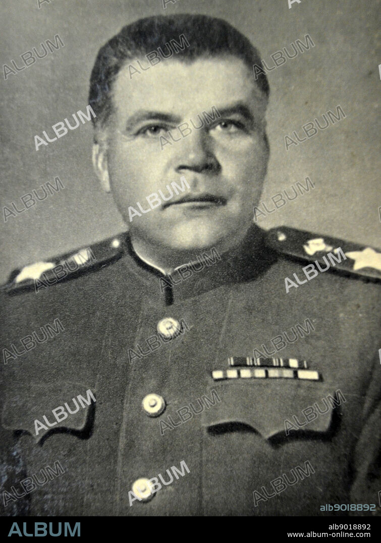 Rodion Yakovlevich Malinowski ( 1898 1967). Soviet military commander in World War II and Defense Minister of the Soviet Union in the late 1950s and 1960s. He contributed to the major defeat of Germany at the Battle of Stalingrad and the Battle of Budapest. During the post-war era, he made a pivotal contribution to the strengthening of the Soviet Union as a military superpower.