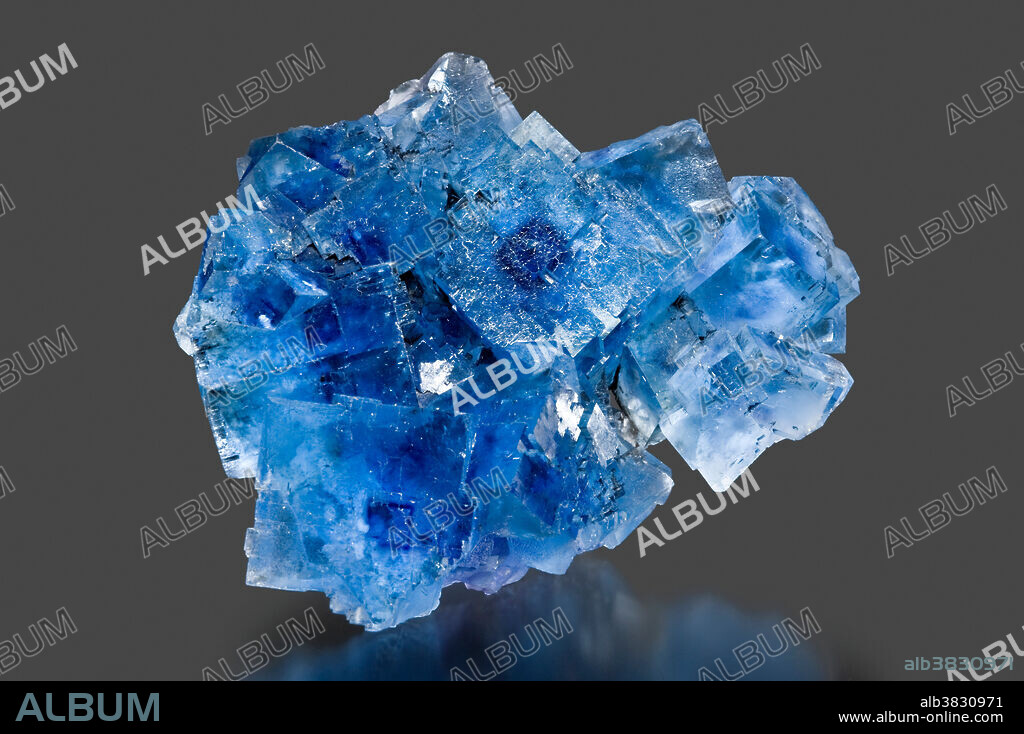 Fluorite (also called fluorspar) is a halide mineral composed of calcium fluoride, CaF2. It has a Mohs Scale hardness of 4. Approximate specimen dimension: 9 x 6.5 x 3cm. Minerva Mine #1, Cave-in-Rock District, Southern Illinois, USA.
