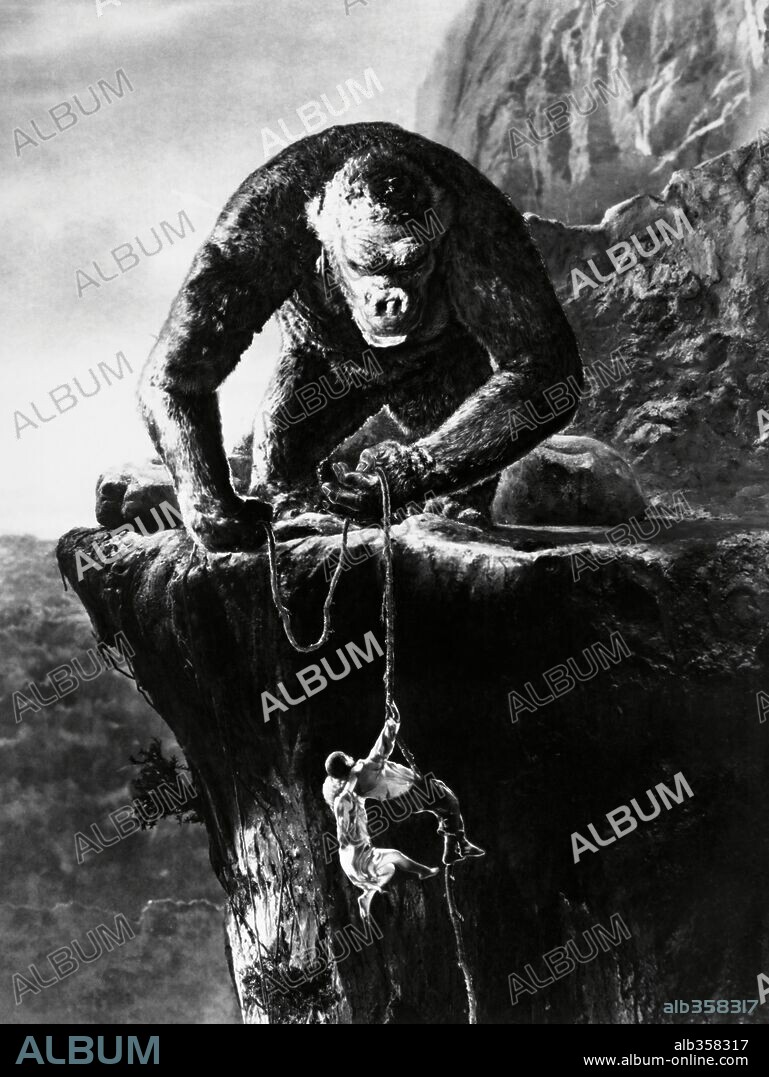 KING KONG, 1933, directed by ERNEST B. SCHOEDSACK and MERIAN C. COOPER. Copyright RKO.
