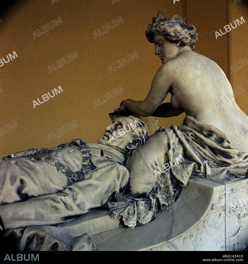 MARIANO BENLLIURE Y GIL. DETALLE DEL SEPULCRO DE PRAXEDES MATEO SAGASTA - 1904.