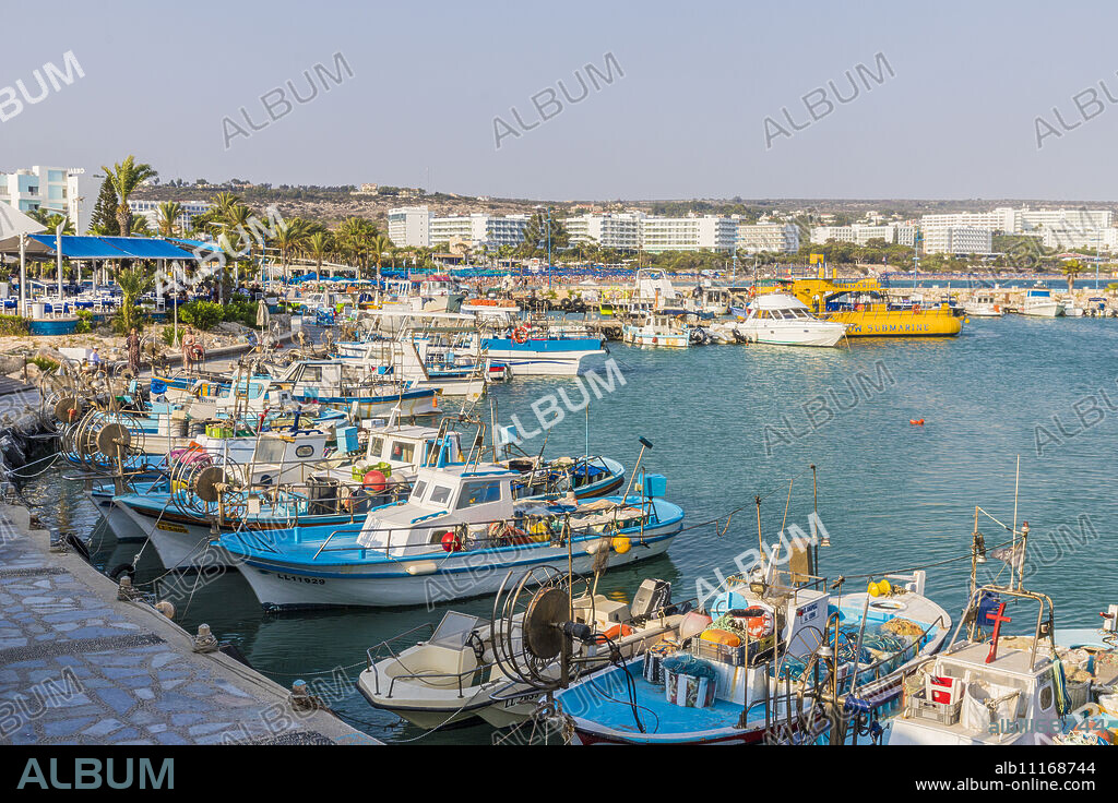 Ayia Napa Harbour, Limanaki in Agia Napa, Cyprus, Mediterranean, Europe.