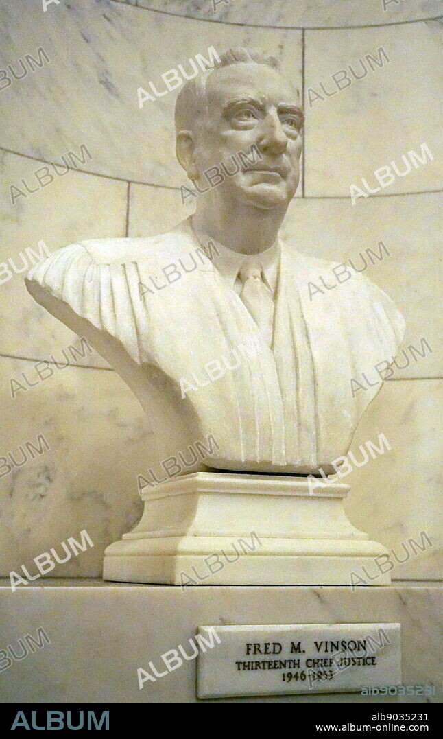 Bust of Fred M. Vinson (1890-1953) an American politician and Chief Justice of the Supreme Court. Dated 20th Century.