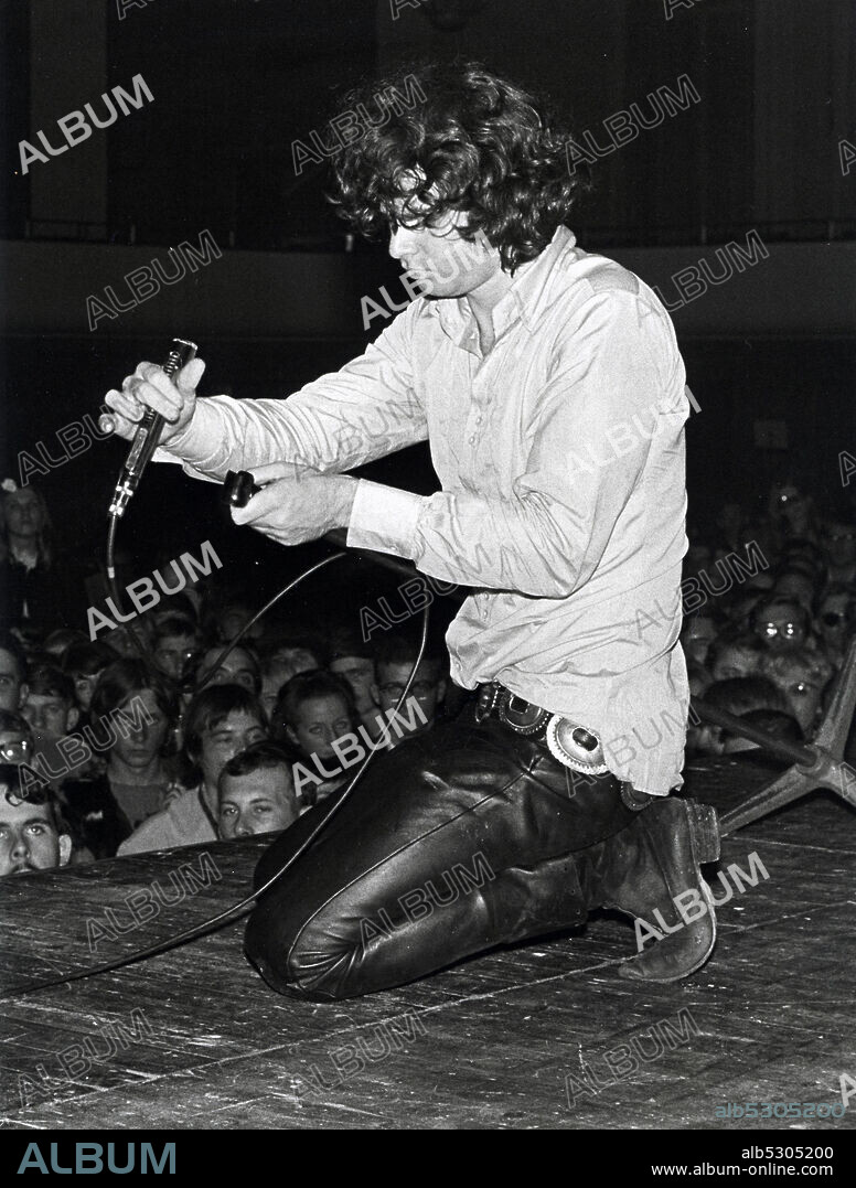 Jim Morrison of The Doors performing at the Star-Club in Hamburg, Germany. 1968. *** USA ONLY (Credit Image: © Gunter Zint/Retna USA via ZUMA Wire).