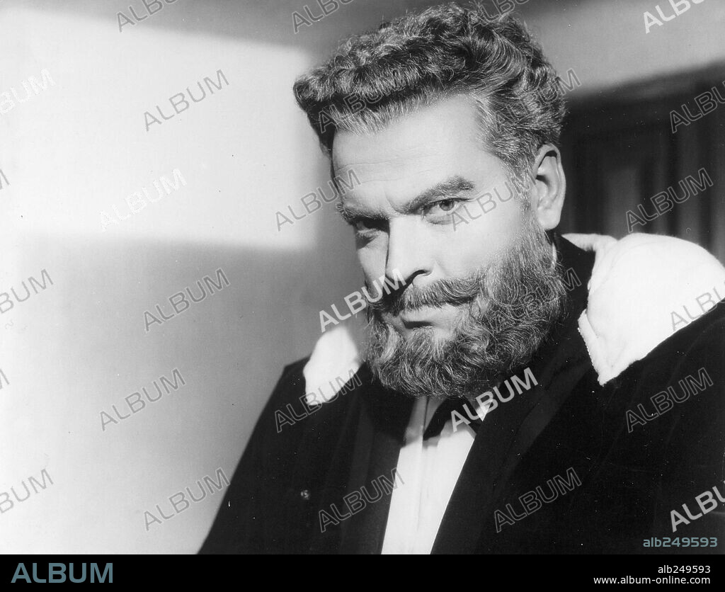 ORSON WELLES en MISTER ARKADIN, 1955 (MR. ARKADIN), dirigida por ORSON WELLES. Copyright MERCURY/CERVANTES FILMS/FILMORSA.
