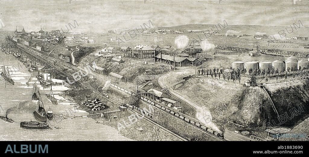 HISTORIA DE RUSIA. SIGLO XIX. TSARITZIN (Rusia Oriental). Panorámica de la ciudad y del puerto. A la derecha, los DEPOSITOS DE PETROLEO REFINADO PROCEDENTE DE LAS MINAS DE BAKU. Grabado de "La Ilustración Española y Americana", año 1884.