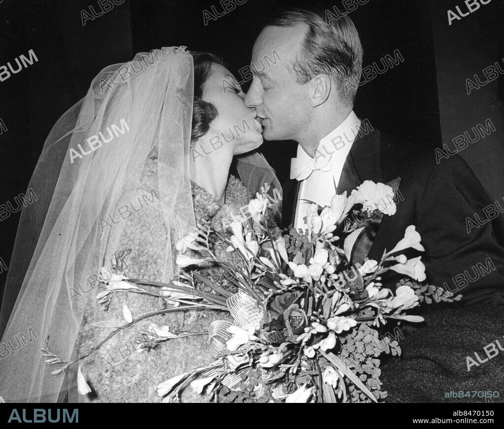 ARKIV - 6611115. Louise Edlind gifter sig med Sten Friberg.. Foto: Kod: 190. COPYRIGHT SCANPIX SWEDEN.