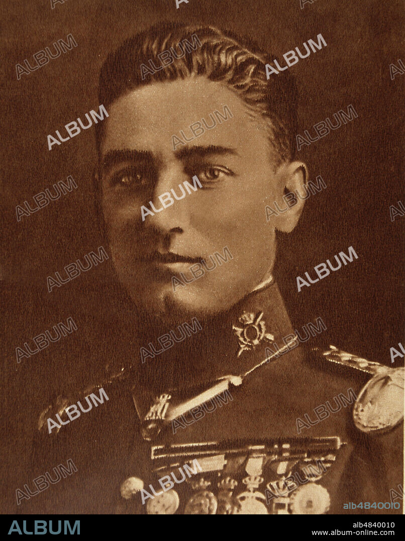 GARCIA HERNANDEZ, ANGEL. MILITAR ESPAÑOL.1900-1930. HEROE DE LA 2 REPUBLICA ESPAÑOLA.. DIRIGIO EL INTENTO DE REVELION DEL LEVANTAMIENTO REPUBLICANO CONOCIDO. COMO SUBLEVACION DE JACA EN 1930.