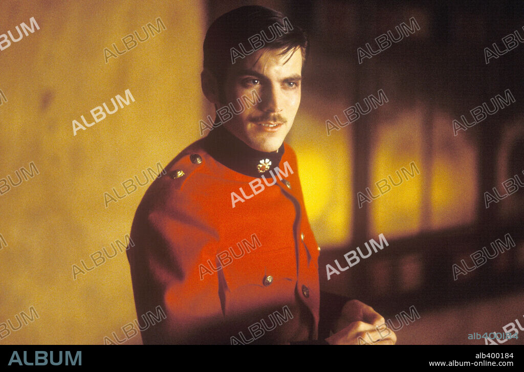 WES BENTLEY en LAS CUATRO PLUMAS, 2002 (THE FOUR FEATHERS), dirigida por SHEKHAR KAPUR. Copyright PARAMOUNT PICTURES / BAILEY, ALEX.