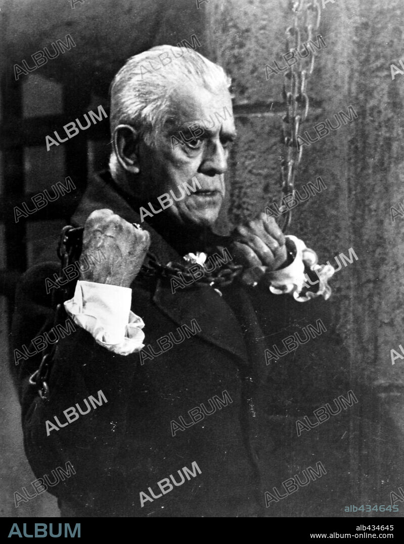 BORIS KARLOFF in THE TERROR, 1963, directed by ROGER CORMAN. Copyright AMERICAN INTERNATIONAL PICTURES.