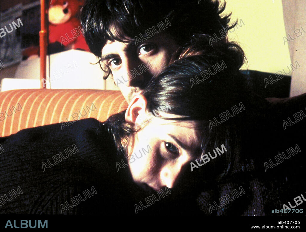 JUAN DIEGO BOTTO y MARTA ETURA en TRECE CAMPANADAS, 2002, dirigida por XAVIER VILLAVERDE. Copyright CONTINENTAL PICTURE CORP.