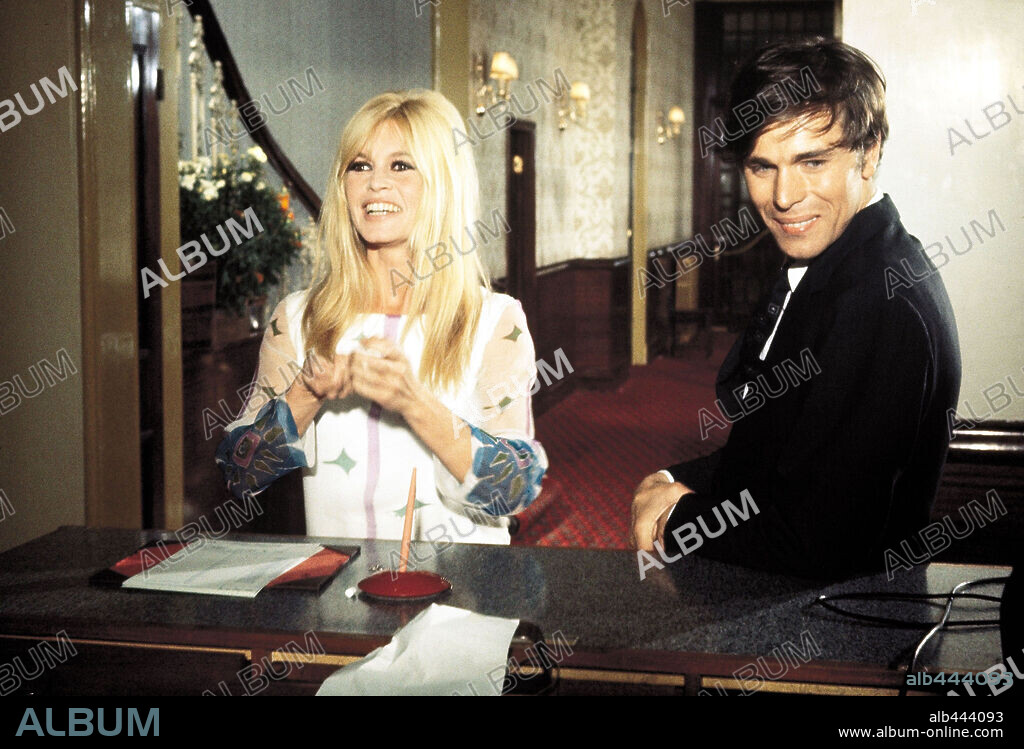 BRIGITTE BARDOT und LAURENT TERZIEFF in A COEUR JOIE, 1967, unter der Regie von SERGE BOURGUIGNON. Copyright PARAMOUNT PICTURES.