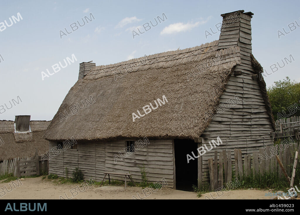 Plimoth Plantation or Historical Museum. Is a living museum in that shows the original settlement of the Plymouth Colony established in the 17th century by English colonists. English village. House. Plymouth. Massachusetts. United States.