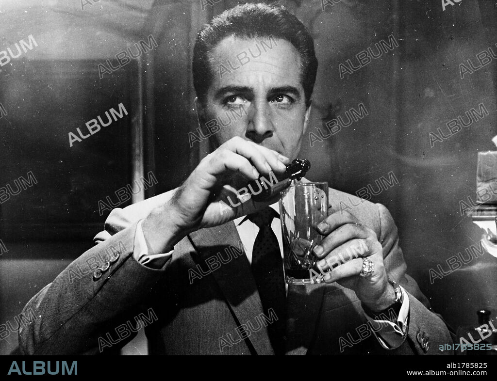 ROSSANO BRAZZI en LA INTRIGA, 1964 (L' INTRIGO), dirigida por GEORGE MARSHALL y VITTORIO SALA. Copyright GALATEA FILM.