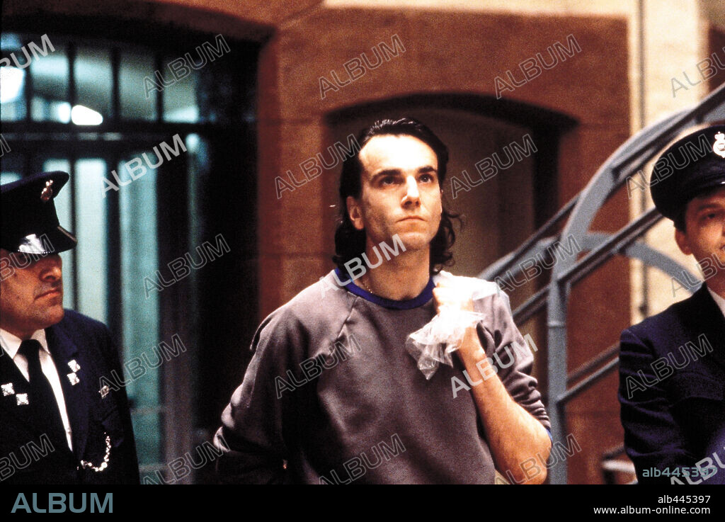 DANIEL DAY-LEWIS en EN EL NOMBRE DEL PADRE, 1993 (IN THE NAME OF THE FATHER), dirigida por JIM SHERIDAN. Copyright UNIVERSAL PICTURES / HESSION, JONATHAN.