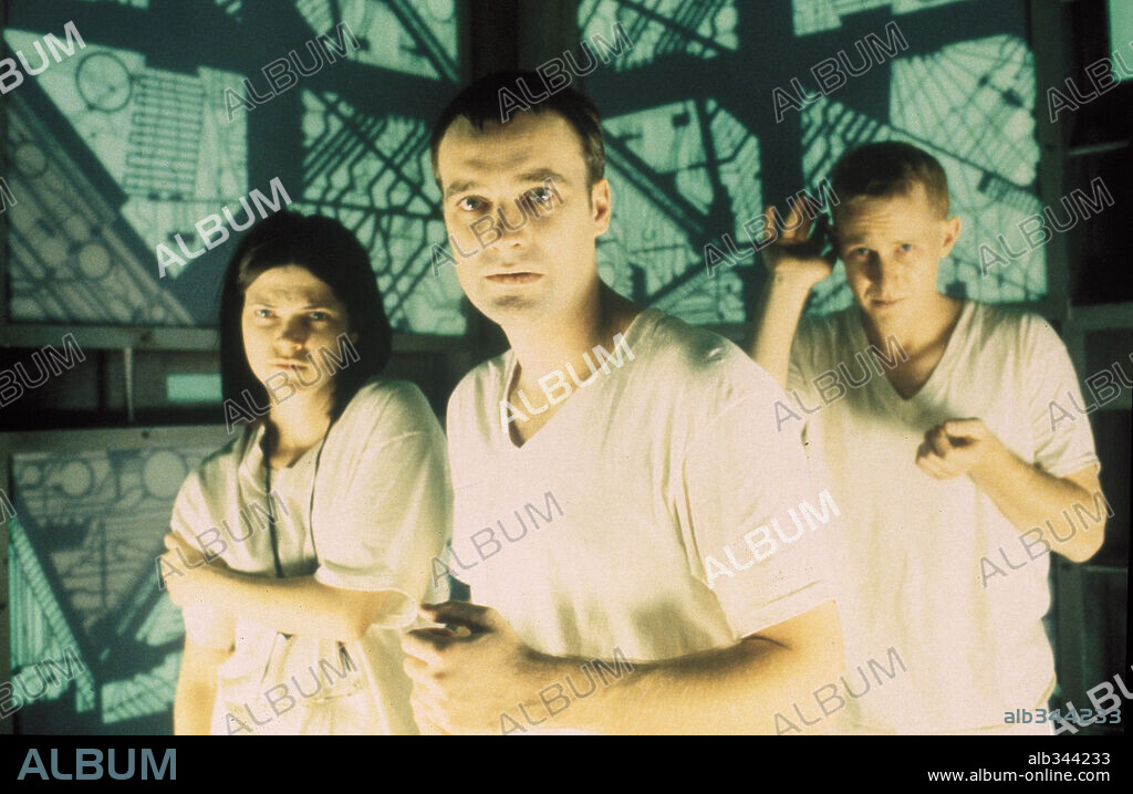 CUBE, 1997, directed by VINCENZO NATALI. Copyright CUBE LIBRE.