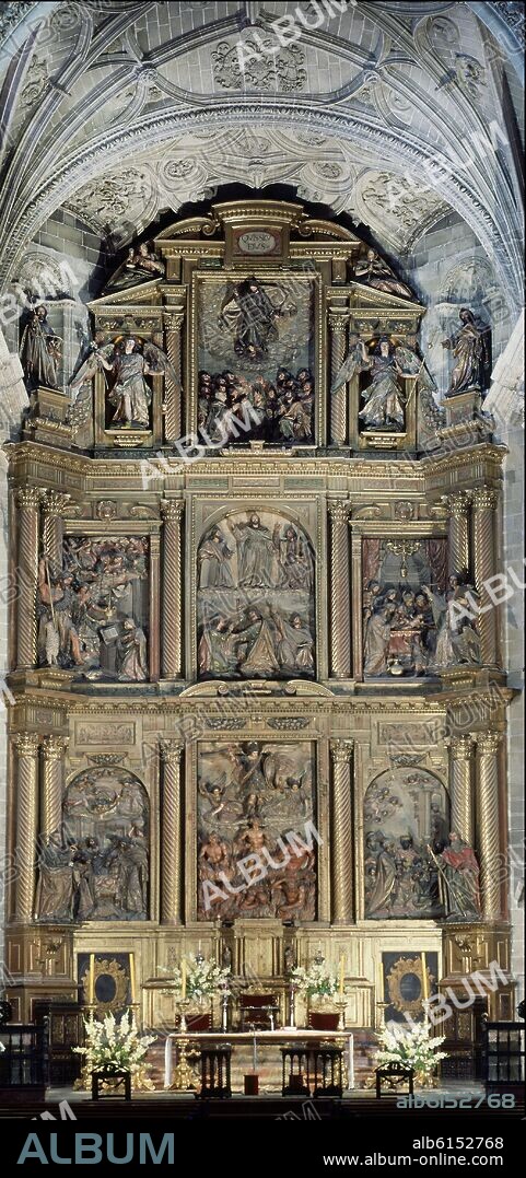 ARCE JOSE / MARTINEZ MONTAÑES. RETABLO MAYOR - MADERA POLICROMADA - S XVII -.