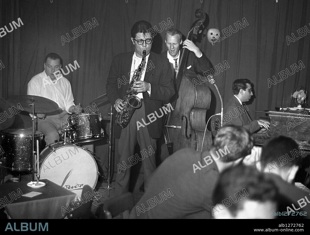 El pianista Tete Montoliu, en la sala de jazz Jamboree. Barcelona, inicios de los años 60.