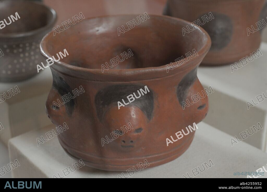 Ceramics and pottery, Kotosh, Huanuco, Peru, Wairajirca Stage, 1800-1000 BCE.  Vase, with fairing, black, geometrical design.