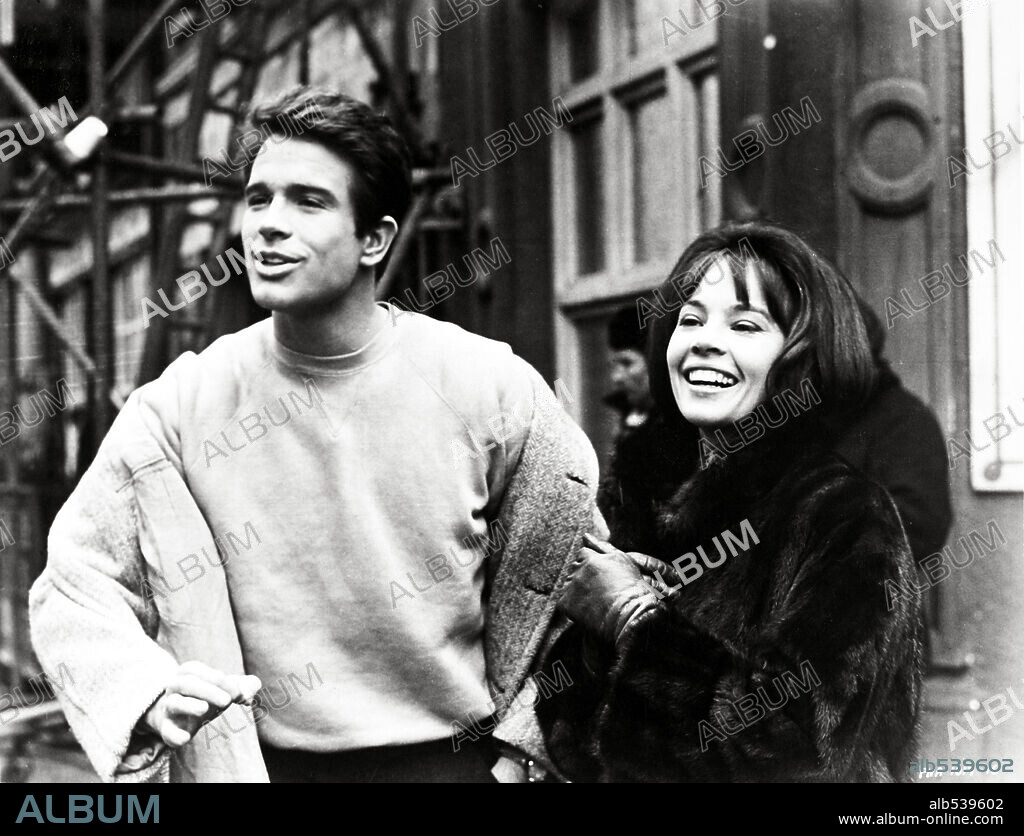 LESLIE CARON and WARREN BEATTY in PROMISE HER ANYTHING, 1965, directed by ARTHUR HILLER. Copyright PARAMOUNT PICTURES.