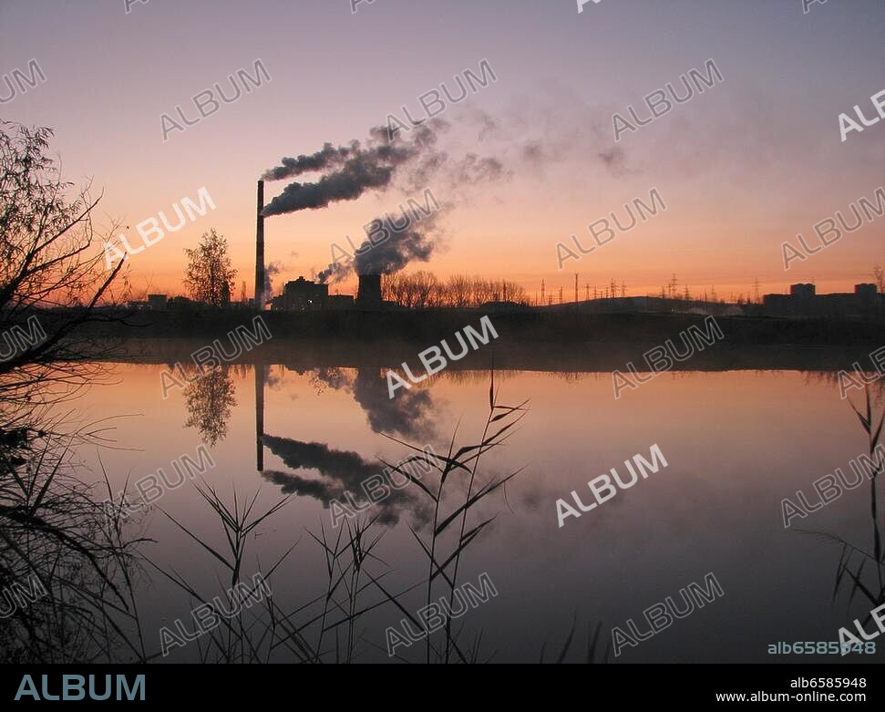 Russland, Baschkortostan, Kumertau, rauchende Schlote, Smoke on the Water.