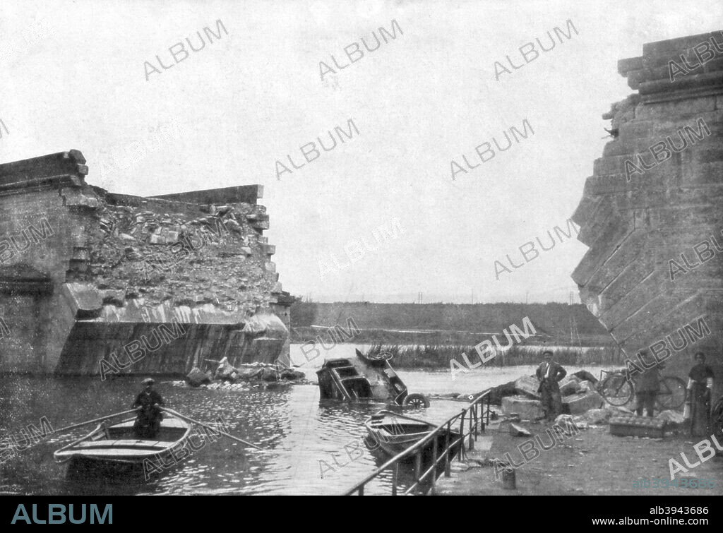 The bridge at Trilport, 1st Battle of the Marne, France, 5-12 September 1914. Bridge over the River Marne blown up by the retreating Allies. The Battle of the Marne saw the French halt the German advance and save Paris. After the battle both sides began to dig in and the trench warfare for which the First World War is best remembered began.