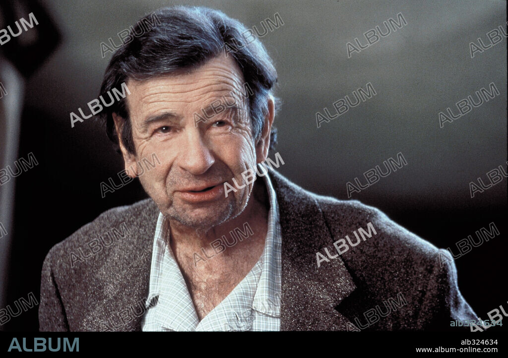 WALTER MATTHAU dans HANGING UP, 2000, réalisé par DIANE KEATON. Copyright COLUMBIA PICTURES / GORDON, MELINDA SUE.