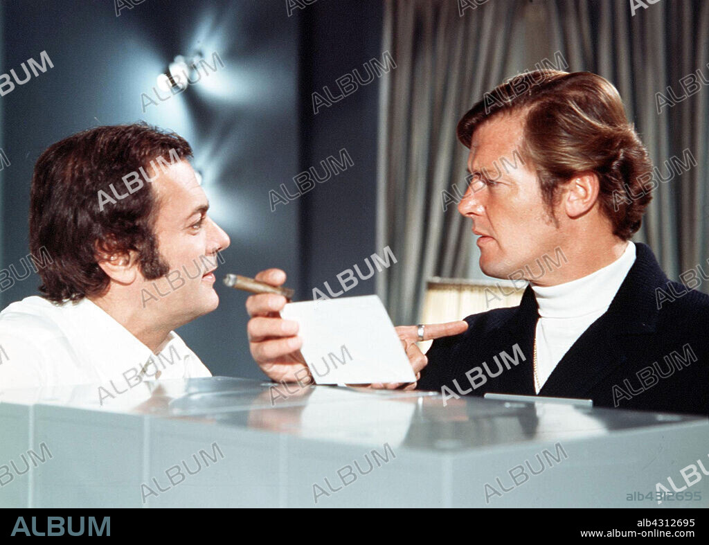 ROGER MOORE und TONY CURTIS in THE PERSUADERS!, 1971, unter der Regie von LESLIE NORMAN. Copyright ITC.