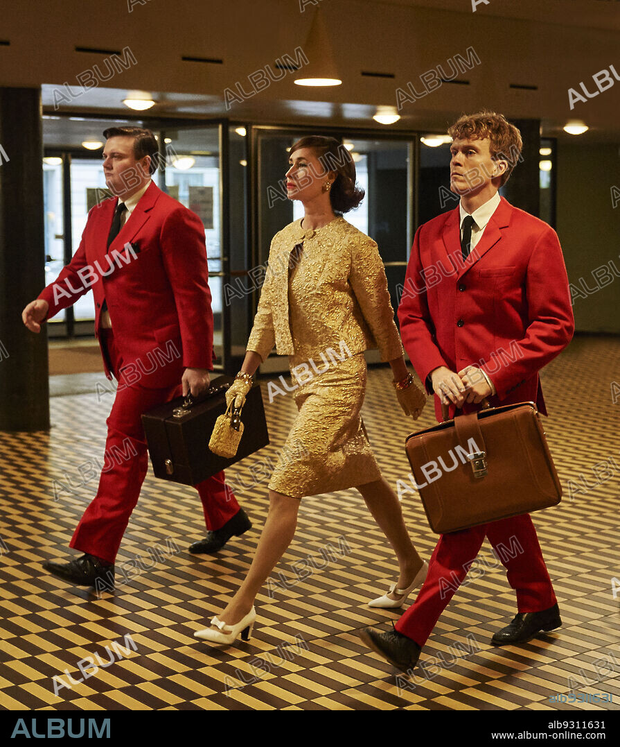 MARIA ROSSING, MORTEN HEE ANDERSEN and NICOLAI JORGENSEN in CARMEN CURLERS, 2023, directed by CHRISTIAN TAFDRUP. Copyright Norsk Rikskringkasting.