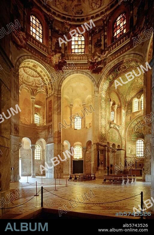 Ravenne (Emilie-Romagne, Italie), basilique Saint-Vital (constr. 522-47). Vue intérieure.