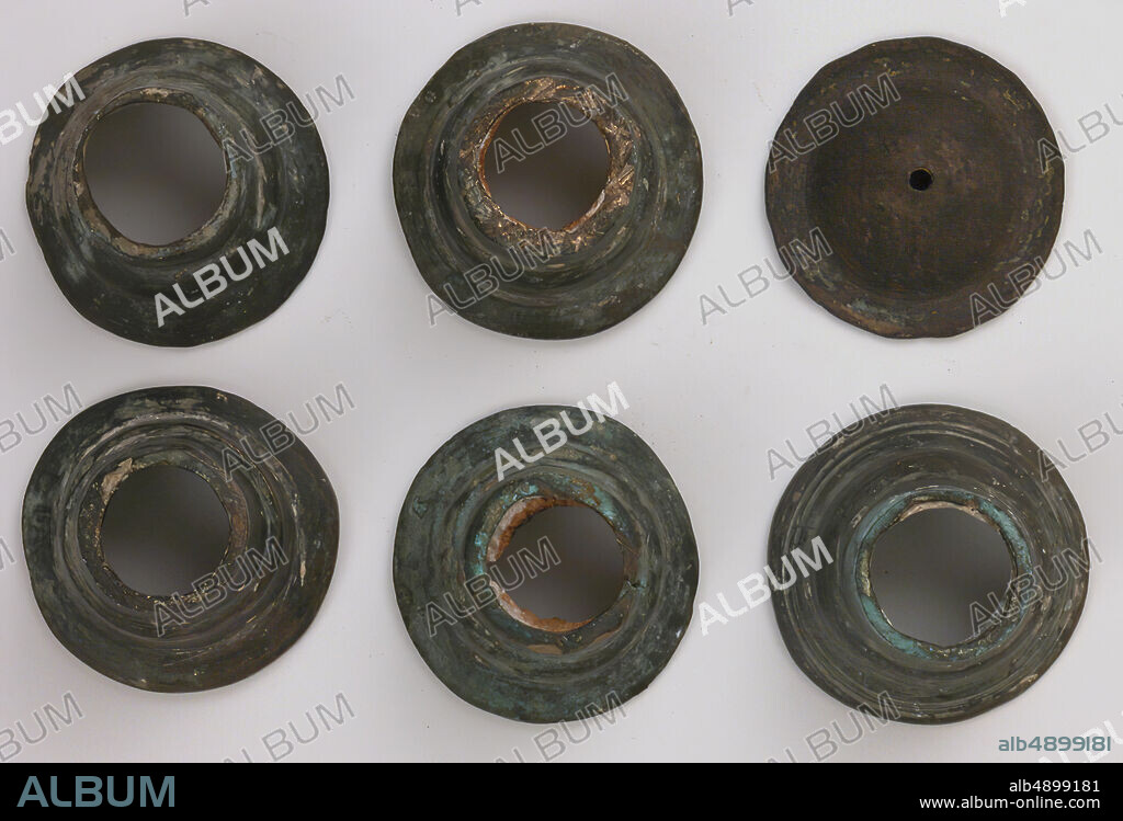 Cymbals, 5th8th century, From Palestine, Sbaita, Bronze, H. 7/16 in. (1.1 cm), Diam. 2 in. (5.1 cm), Wt. 0.9 oz. (25.5 g), Metal.