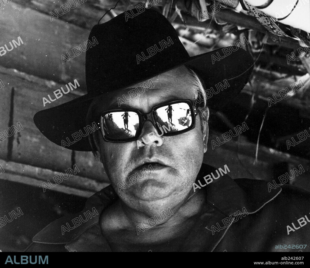 ORSON WELLES in THE SOUTHERN STAR, 1969, directed by SIDNEY HAYERS. Copyright COL/EUROFRANCE/CAPITOLE.
