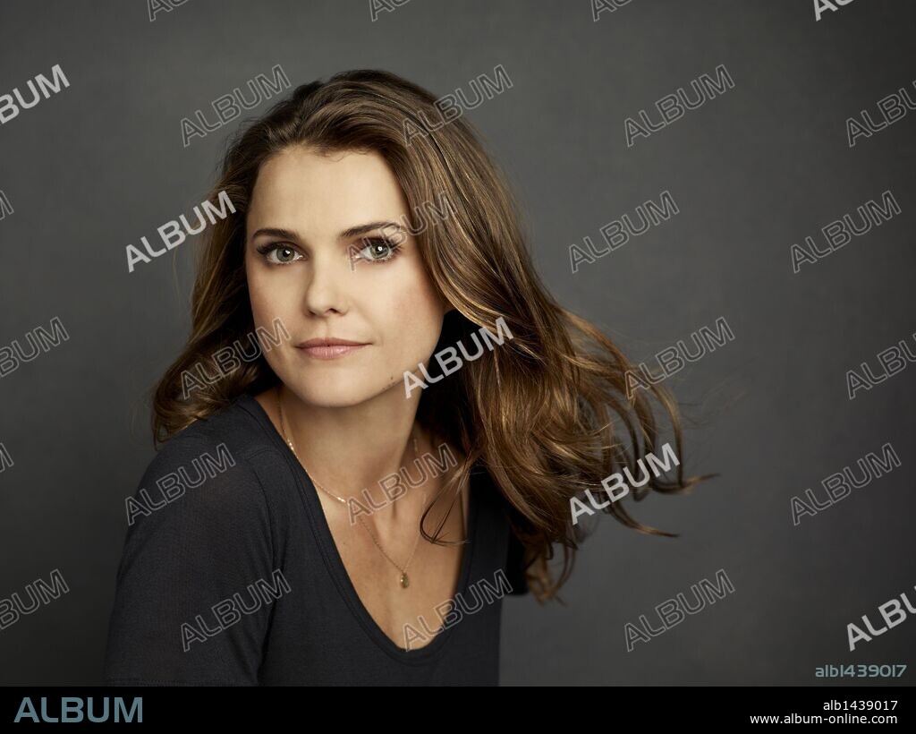 KERI RUSSELL in RUNNING WILDE, 2010 (RUNNING WILDE-TV). Copyright LIONSGATE.