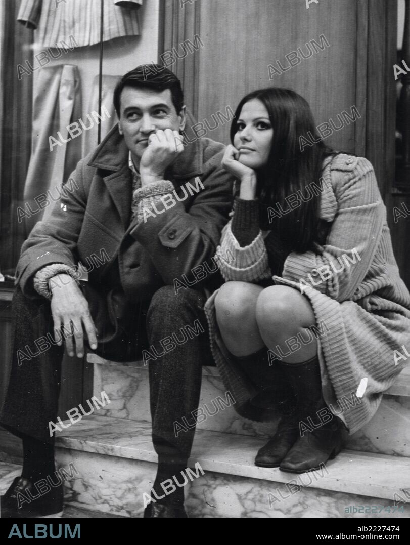 CLAUDIA CARDINALE and ROCK HUDSON in A FINE PAIR, 1969 (RUBA AL PROSSIMO TUO), directed by FRANCESCO MASELLI. Copyright VIDES / FRANCO CRISTALDI.