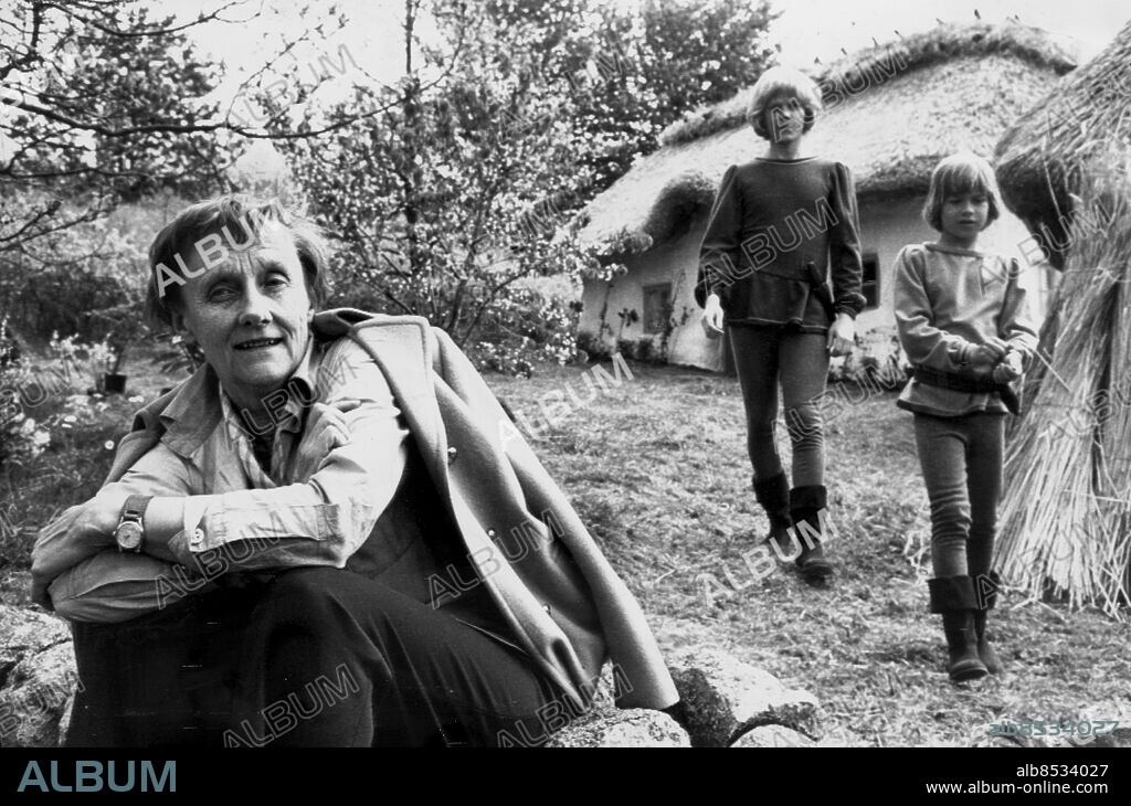 ARKIV -1976 . Inspelnigen av "Bröderna Lejonhjärta", med Staffan Götestam som Jonatan och Lars Söderdahl som Skorpan tillsammans med Astrid Lindgren. Foto: Ingvar Andersson Kod: 3 . COPYRIGHT SCANPIX SWEDEN.