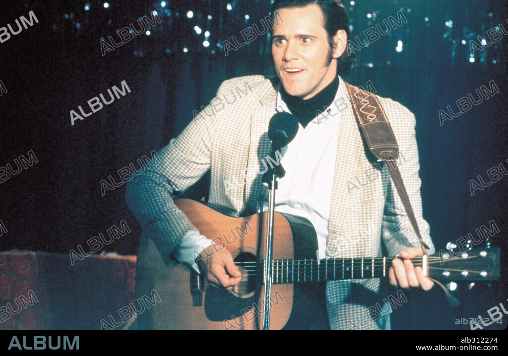 JIM CARREY en MAN ON THE MOON, 1999, dirigida por MILOS FORMAN. Copyright MUTUAL FILM COMPANY.