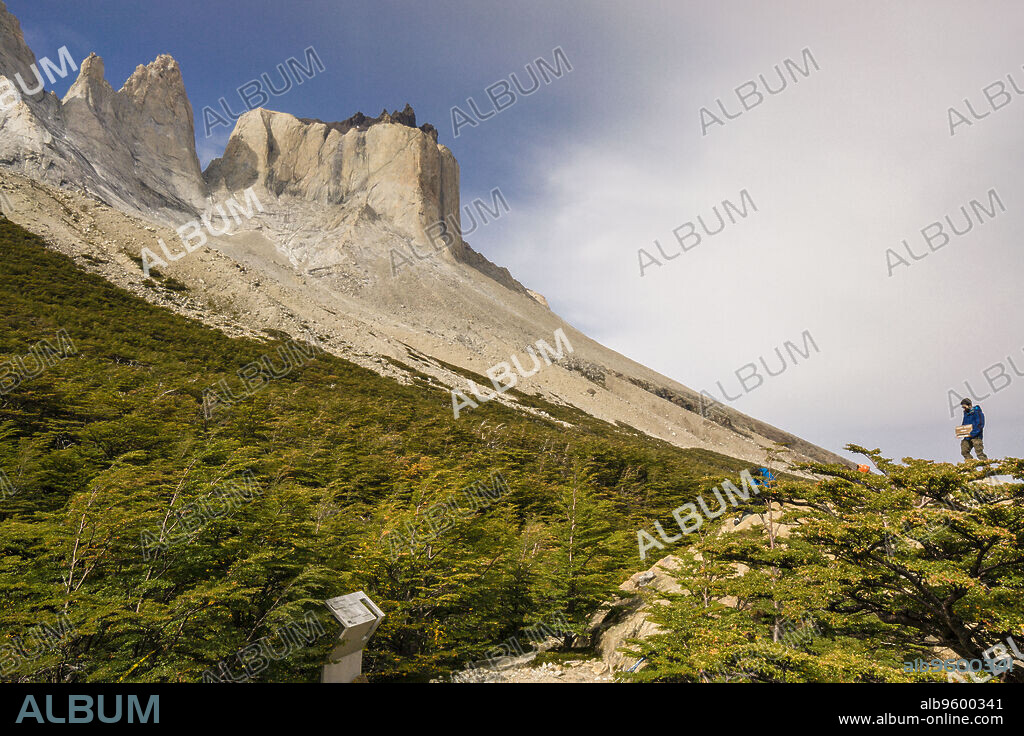 mirador Britanico, Valle del Frances, trekking W, Parque nacional Torres del Paine,Sistema Nacional de Áreas Silvestres Protegidas del Estado de Chile.Patagonia, República de Chile,América del Sur.